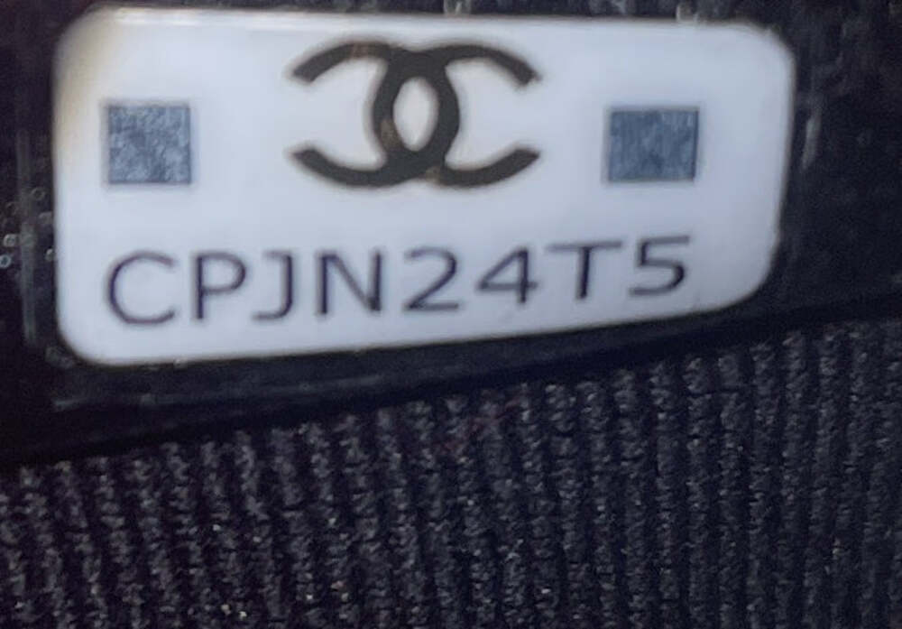 Chanel Chain Around Hook Hobo Quilted #253051C34B - Picture 6 of 6